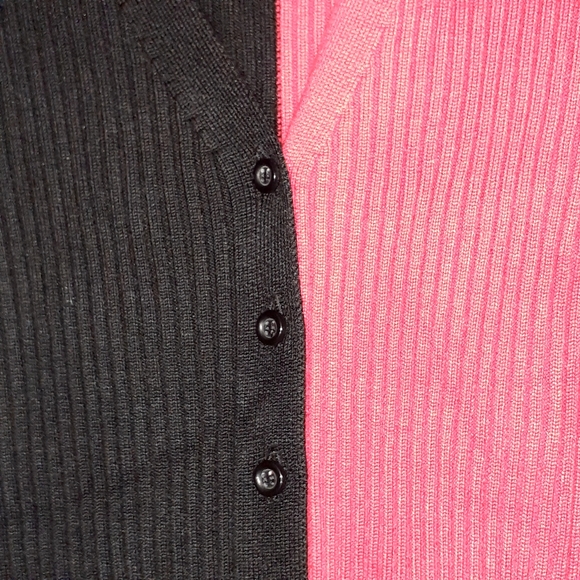 Delta Sigma Theta Red/Black Sweater Turtle Neck Dress Embroidered Size XXXXL New - Picture 5 of 11